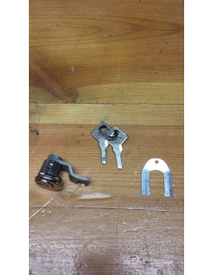 Cerradura del baul lateral. Vespas del ´46 al ´65. Vespa GS,Sprint