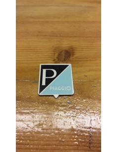 Anagrama escudo Piaggio pequeño de aluminio adhesivo